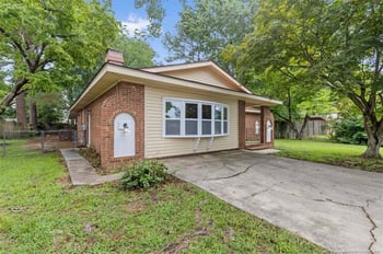 4704 Bent Pine Dr, Fayetteville, NC 28304