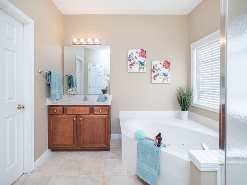 4704 Carmen Ln, Durham, NC 27707