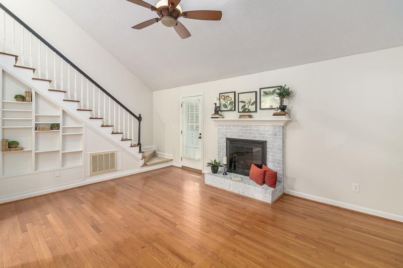 4704 Dillingham Ct, Raleigh, NC 27604