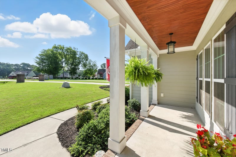 4704 Jackson Oaks Ct, Raleigh, NC 27616