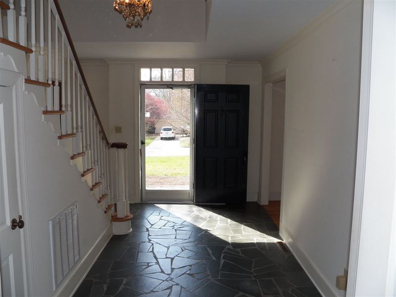 4704 Stiller St, Raleigh, NC 27609