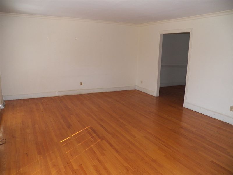 4704 Stiller St, Raleigh, NC 27609