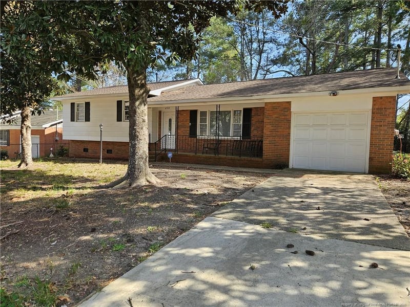 4705 Beaufort Dr, Fayetteville, NC 28304