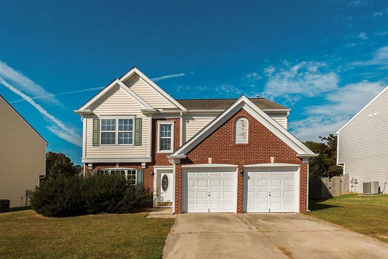 4705 Cardinal Grove Blvd, Raleigh, NC 27616
