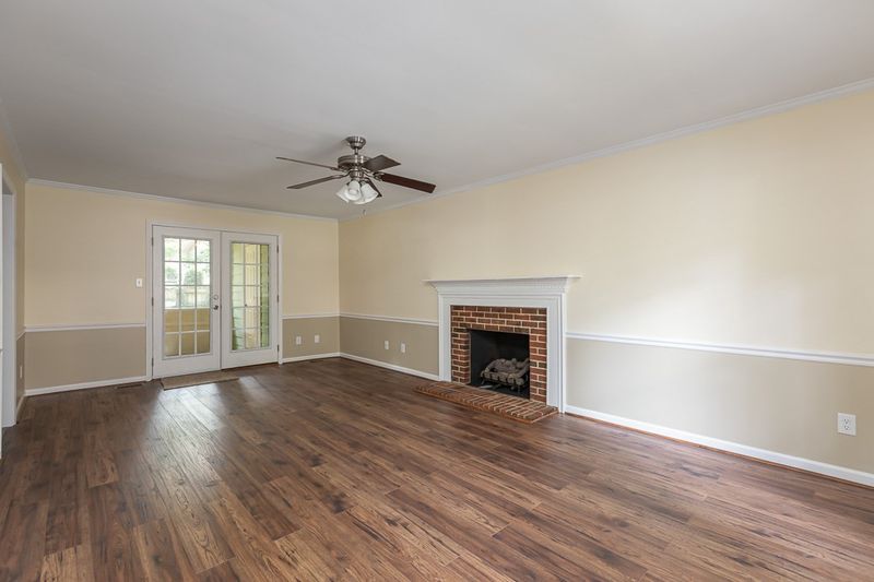 4705 Draper Rd, Raleigh, NC 27616