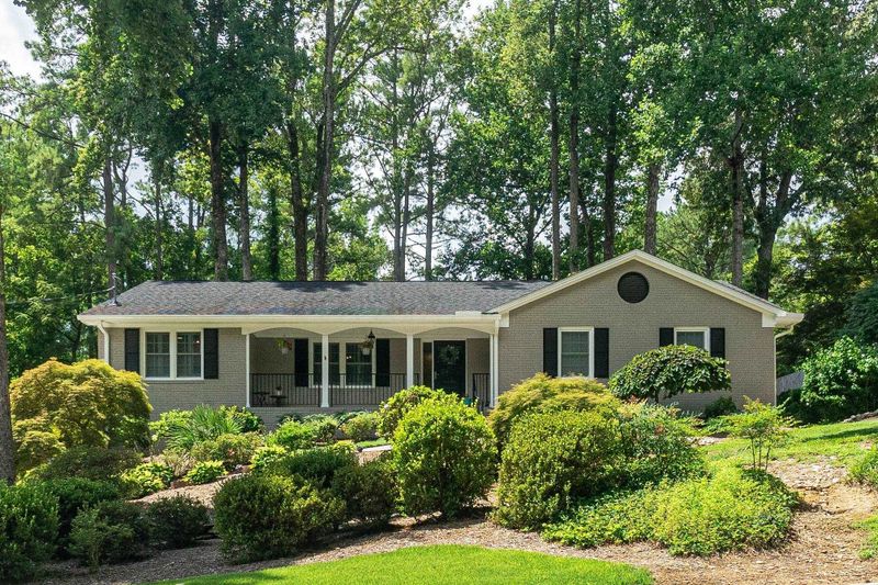 4705 Metcalf Dr, Raleigh, NC 27612