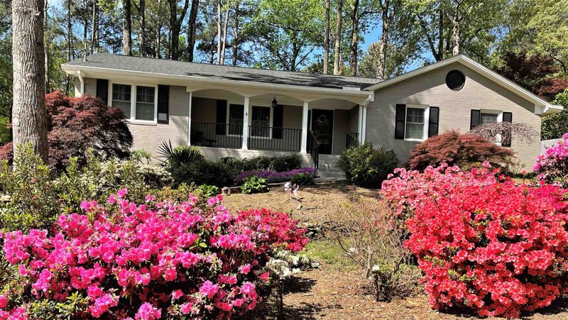 4705 Metcalf Dr, Raleigh, NC 27612