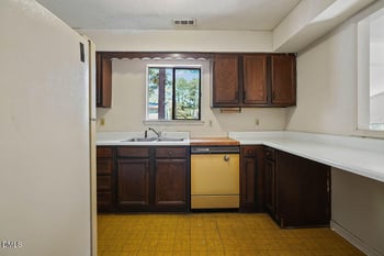4705 Walden Pond Dr #A, Raleigh, NC 27604