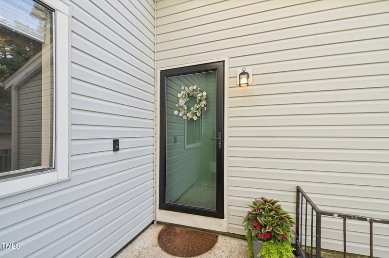 4706 Walden Pond Dr #B, Raleigh, NC 27604
