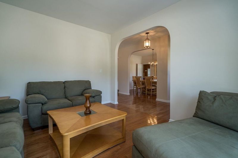 4707 Carmen Ln, Durham, NC 27707