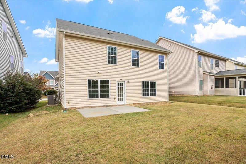 4707 Smarty Jones Dr, Knightdale, NC 27545