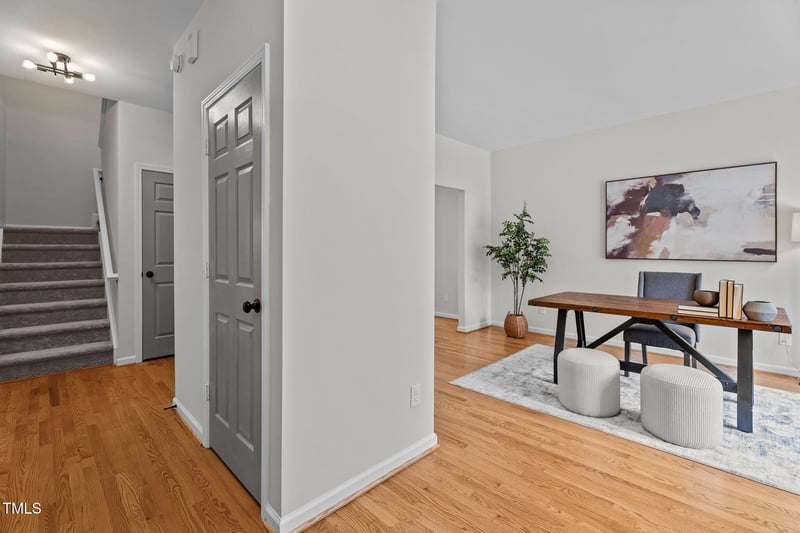4709 Delta Lake Dr, Raleigh, NC 27612