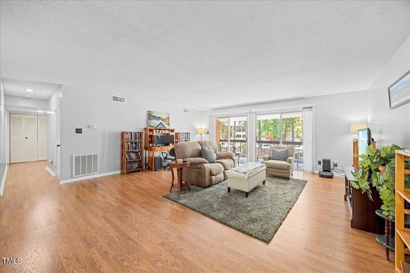 4709 Edwards Mill Rd, Raleigh, NC 27612