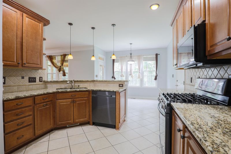 4709 Treadstone Ct, Raleigh, NC 27616