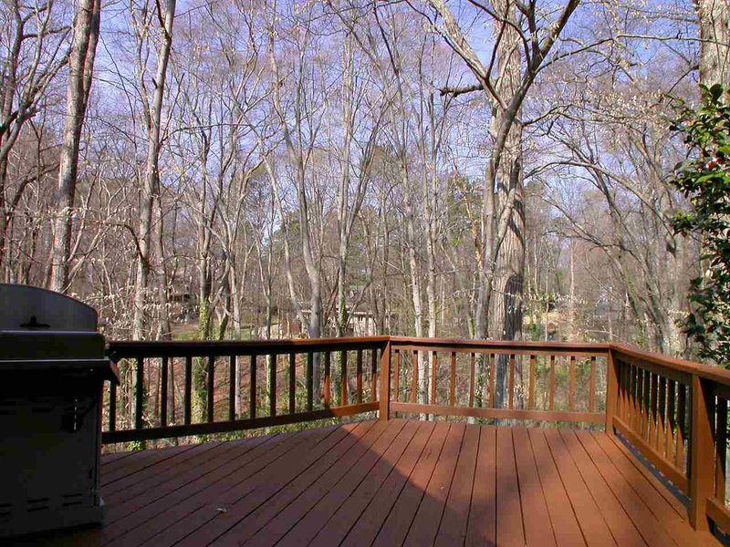 4709 Wedgewood St, Raleigh, NC 27612