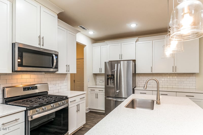 471 Clark Creek Ln, Cary, NC 27519