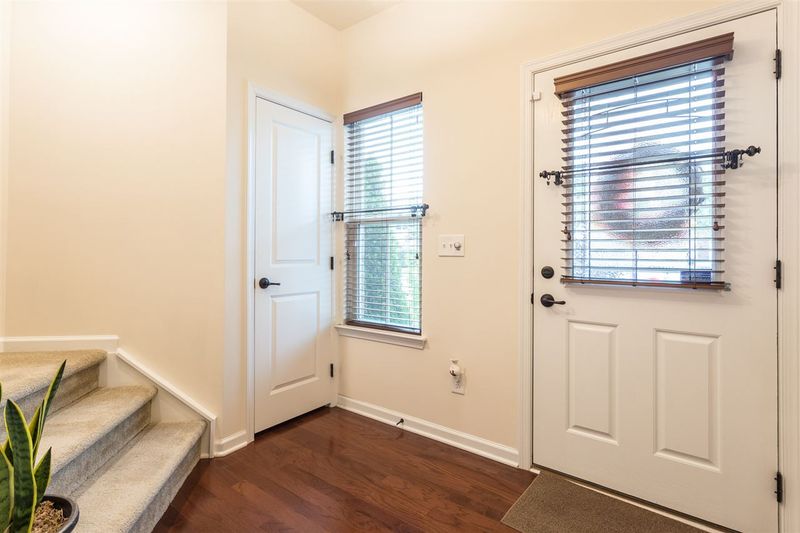471 Panorama View Loop, Cary, NC 27519