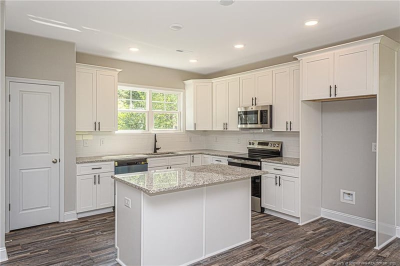 471 Randolph Ave, Fayetteville, NC 28311