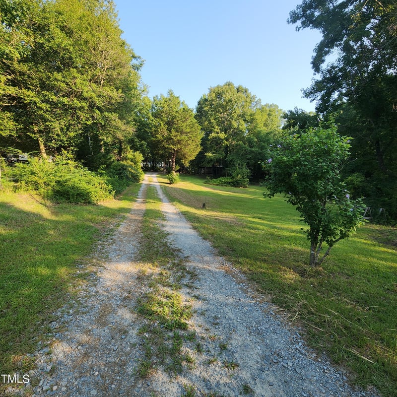 471 Turlington Dr, Benson, NC 27504