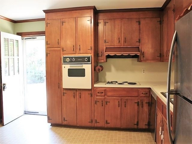 4710 Tanglewood Dr, Raleigh, NC 27612
