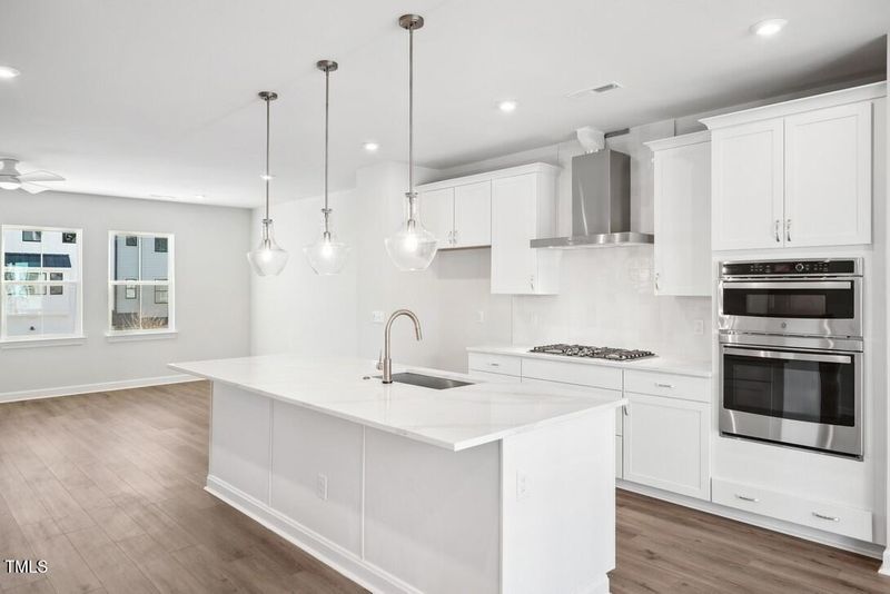 4711 Cypress Tree Ln, Raleigh, NC 27612