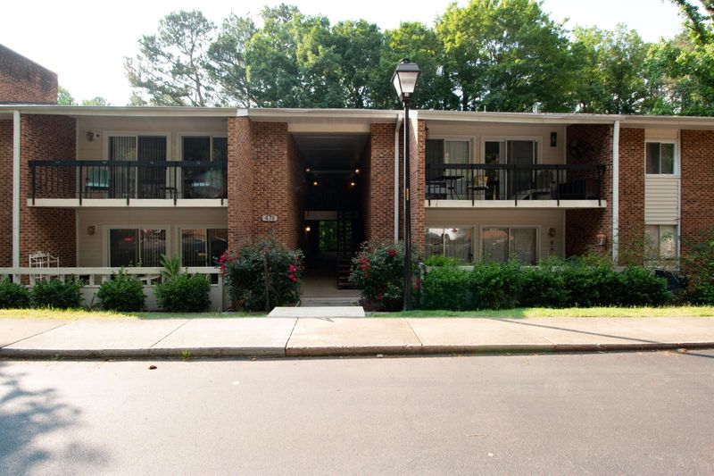 4711 Edwards Mill Rd #C, Raleigh, NC 27612