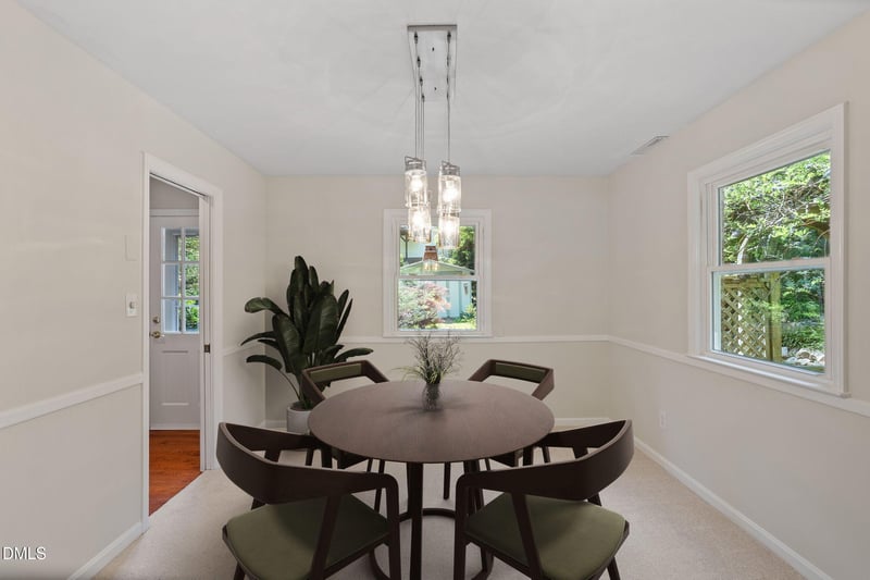 4711 Tanglewood Dr, Raleigh, NC 27612