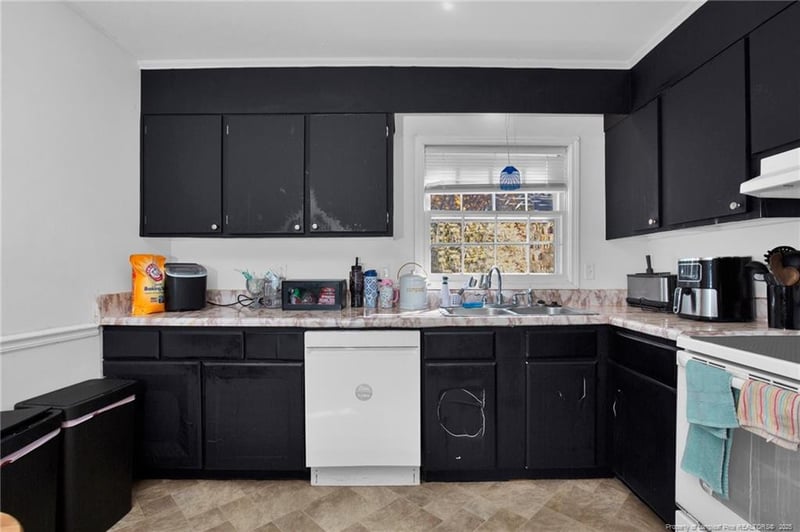 4712 Belford Dr, Fayetteville, NC 28314