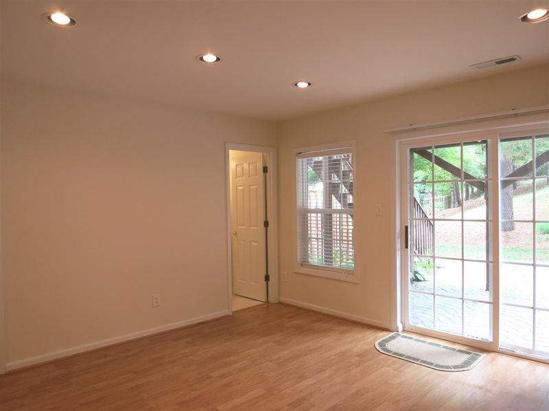 4712 Longhill Ln, Raleigh, NC 27612