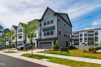 4713 Cypress Tree Ln, Raleigh, NC 27612