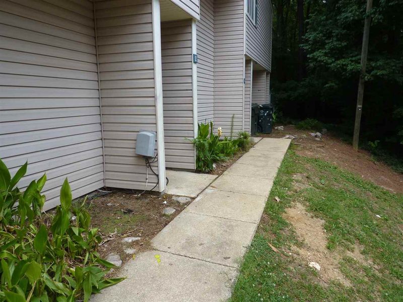 4713 Walden Pond Dr #D, Raleigh, NC 27604