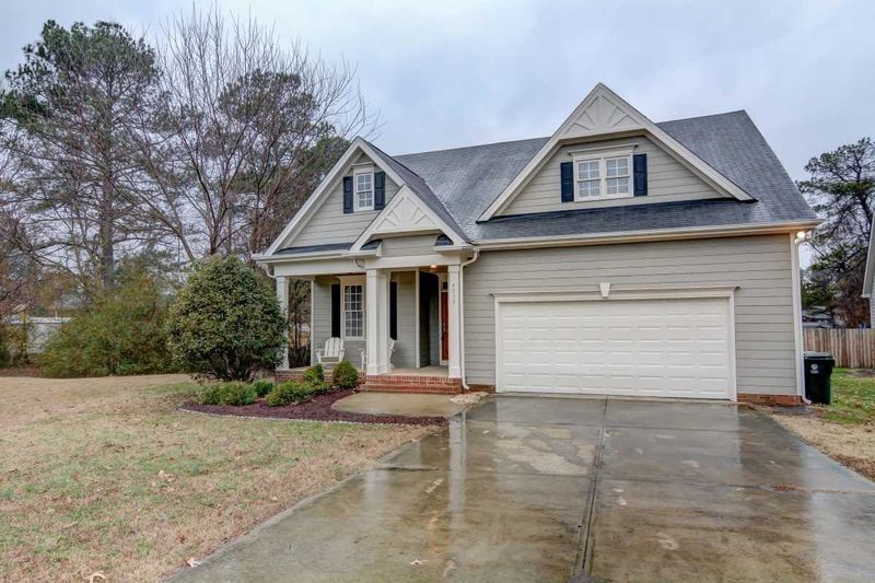 4715 Avenshire Cir, Raleigh, NC 27606
