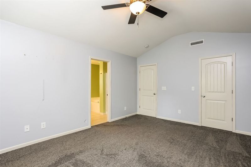 4716 Lawhorn St, Raleigh, NC 27606