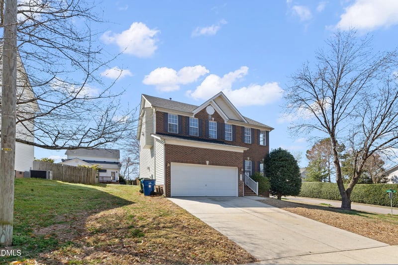 4717 Delta Lake Dr, Raleigh, NC 27612