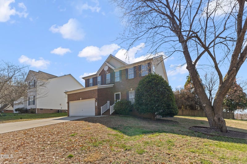 4717 Delta Lake Dr, Raleigh, NC 27612