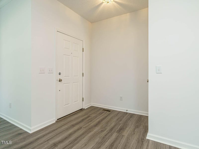 4717 Parr Vista Ct, Raleigh, NC 27612