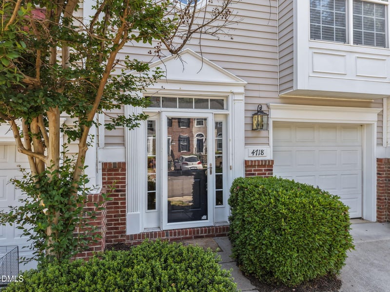 4718 Longhill Ln, Raleigh, NC 27612