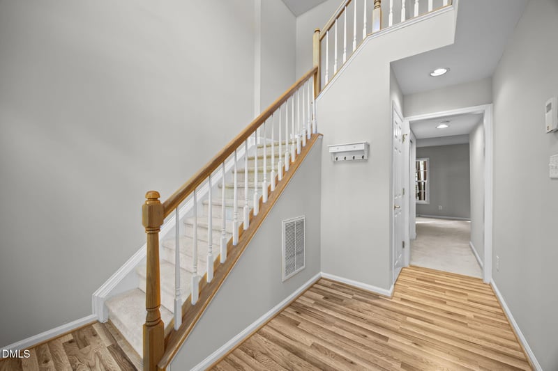 4718 Longhill Ln, Raleigh, NC 27612