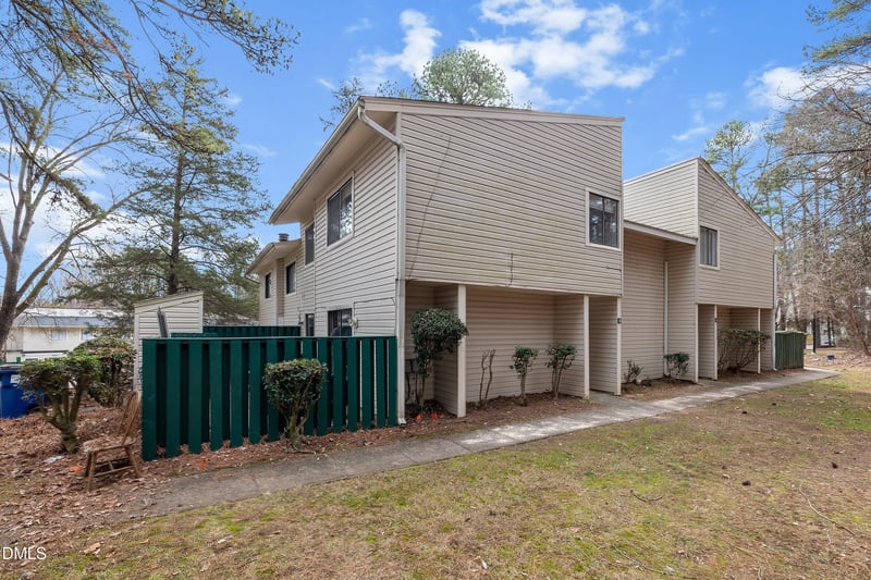 4719 Walden Pond Dr #B, Raleigh, NC 27604