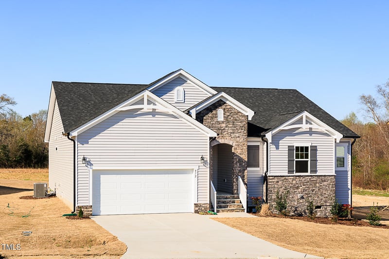 472 Barbour Farm Ln, Four Oaks, NC 27524