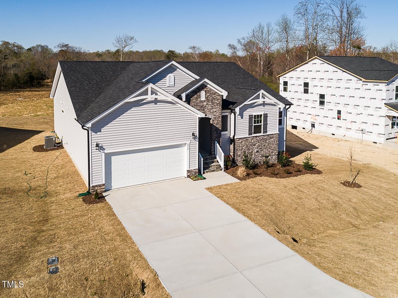 472 Barbour Farm Ln, Four Oaks, NC 27524