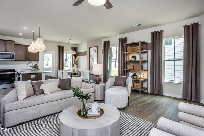 472 Glen Clova Dr, Raleigh, NC 27603