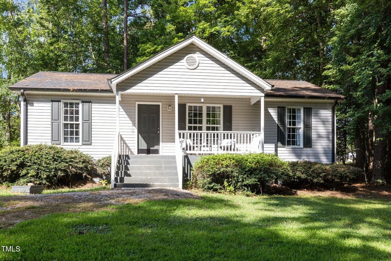 472 Shawnee Dr, Louisburg, NC 27549