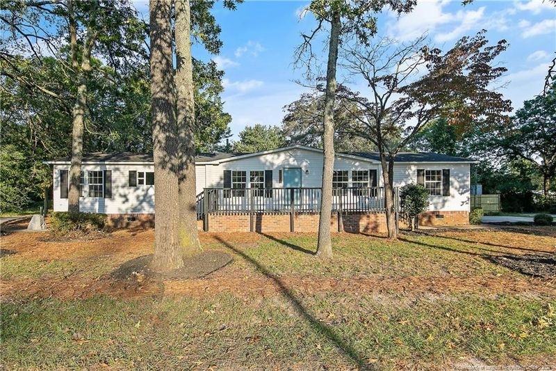 4720 Madison Dr, Hope Mills, NC 28348