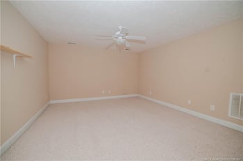4721 Bramble St, Hope Mills, NC 28348