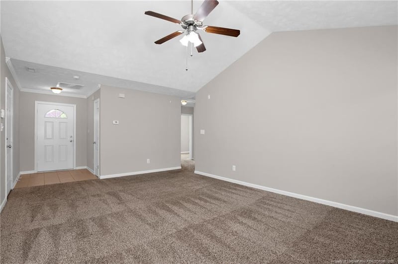4721 Crystobal Rd, Fayetteville, NC 28311