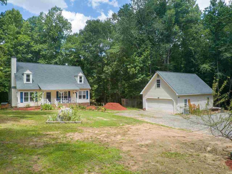 4721 Fairfield Rd, New Hill, NC 27562