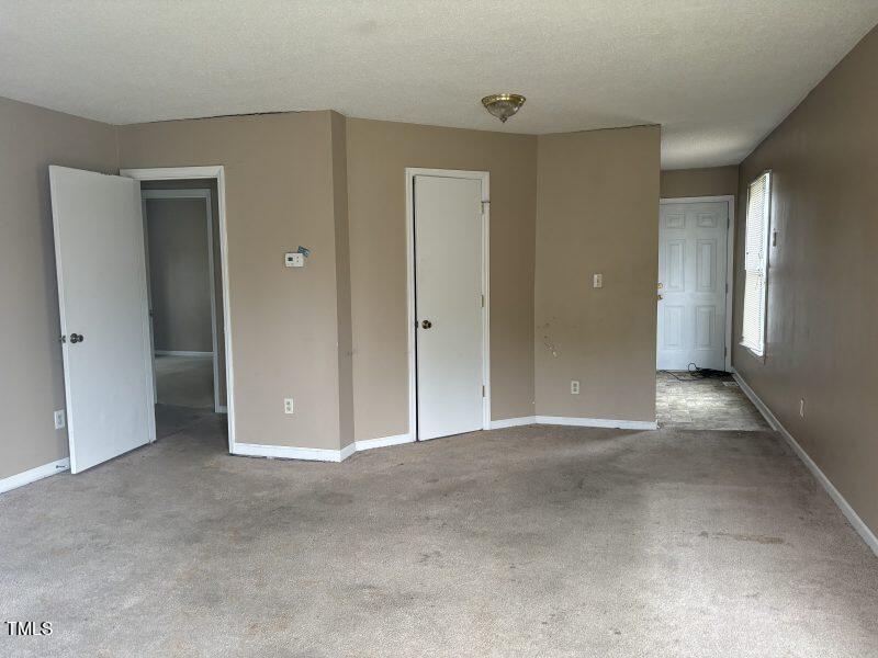 4724 Hoyle Dr, Raleigh, NC 27604