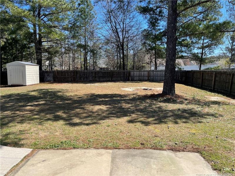 4725 Cedar Pass Dr, Hope Mills, NC 28348