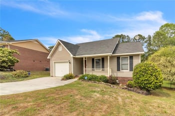 4725 Grandison Ct, Hope Mills, NC 28348